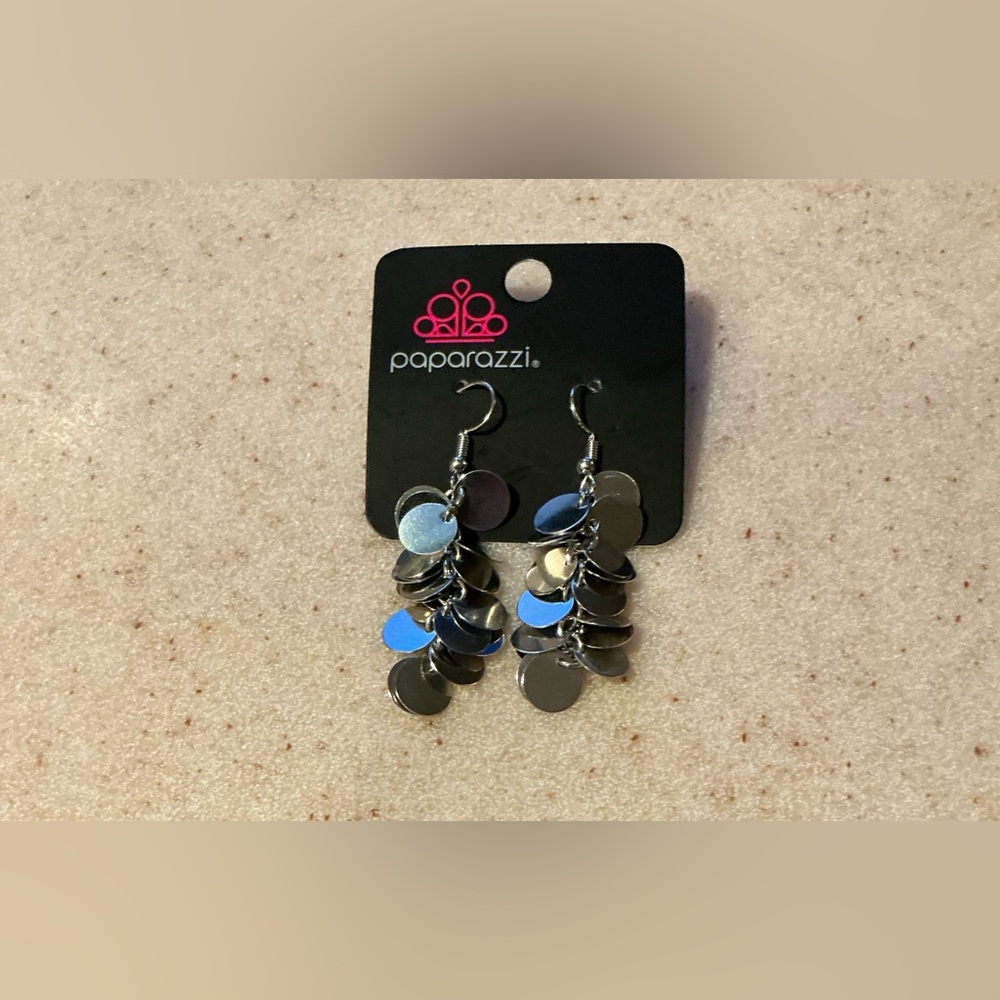Paparazzi Silver Dangle Earrings